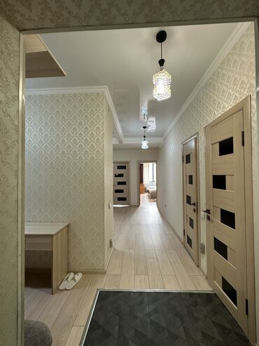 Долгосрочная аренда квартир: 2 комнаты, Риэлтор, Без подселения, С мебелью полностью — 8