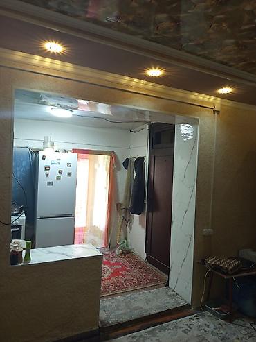 Продажа барачных домов: Продаётся дом барачного типа. гостиная, две спальни, кухня, коридор — 3