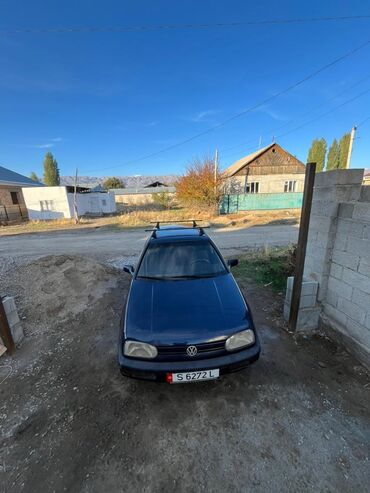 машина лексия: Volkswagen Golf: 1993 г., 1.6 л, Механика, Бензин