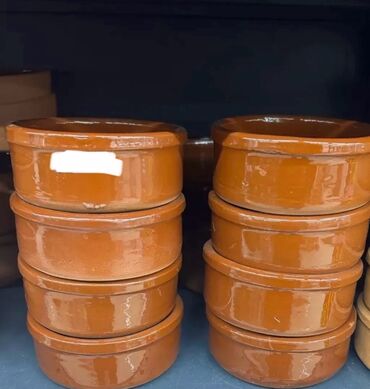 Digər qab-qacaq və mətbəx ləvazimatları: Saxsı qab-qacaqlar satılır.Təzədir.Sifariş var.Çeşidlər çoxdur.Hər cür — 2