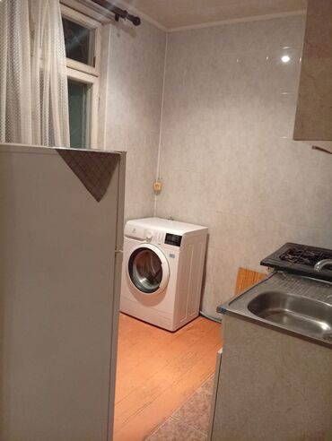 Uzunmüddətli kirayə mənzillər: Kirayə mənzil – Binəqədi rayonu, 6-cı mikrorayon, Nəsimi metrosuna — 10