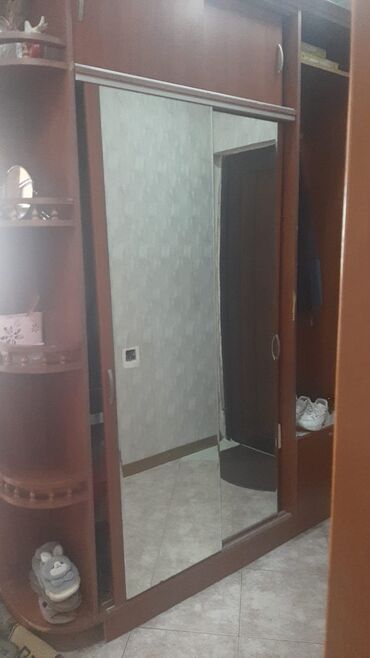 paltar dolabi satilir: Гардеробный шкаф, Б/у, 3 двери, Распашной, Прямой шкаф, Азербайджан