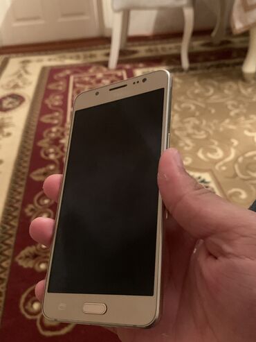 купить телефон в азербайджане: Samsung Galaxy J5, 4 GB, rəng - Qızılı