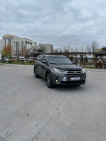 лобовое стекло гольф: Toyota Highlander: 2016 г., 3.5 л, Автомат, Газ, Кроссовер