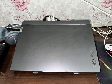 продаю наушники: Ноутбук, Lenovo, 16 ГБ ОЗУ, AMD Ryzen 5, 15.6 ", Б/у, Игровой, память SSD