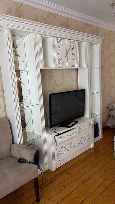 Tv stend 300 Azn. Unvan Xetai rayonu. Shirin x. 7650 lalafo.az -da Tv stend 300 Azn. Unvan Xetai rayonu. Shirin x. 7650