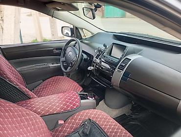 Toyota: Toyota Prius: 2005 г. — 10