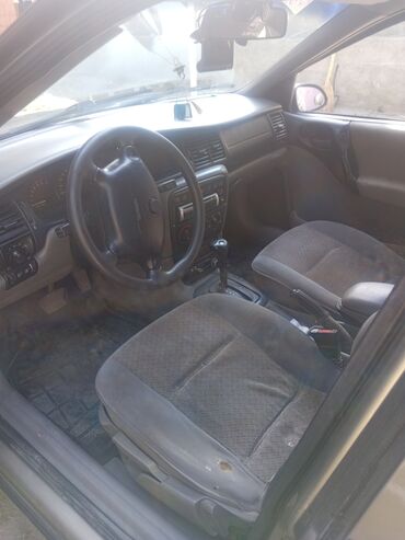 Opel Vectra: 2 l | 1997 il 320000 km Hetçbek