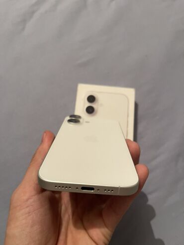 Apple iPhone: IPhone 16, Б/у, 256 ГБ, Белый, Защитное стекло, Чехол, Кабель, 91 % — 10