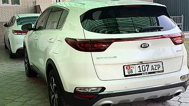 mersedes 212: Kia Sportage: 2021 г., 1.7 л, Автомат, Бензин, Фастбек — 6