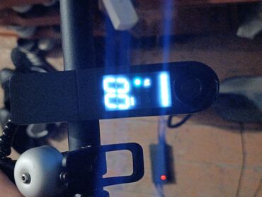 Elektrikli samokatlar: Elektrik skuter – qatlanan model, şarj cihazı ilə - Şəhər içi hərəkət — 3