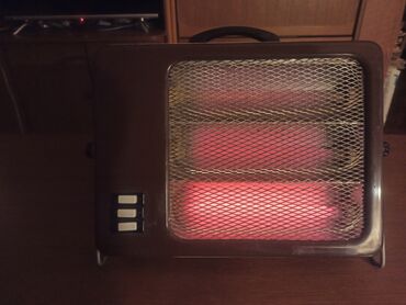 Kaloriferi: Stara autentična portabl grejalica 2kW. Ispravna 100%. Mislim da na lalafo.rs — 10 Kaloriferi: Stara autentična portabl grejalica 2kW. Ispravna 100%. Mislim da — 10
