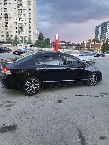 8: Honda Civic: 2008 г., 1.8 л, Автомат, Бензин, Седан — 1