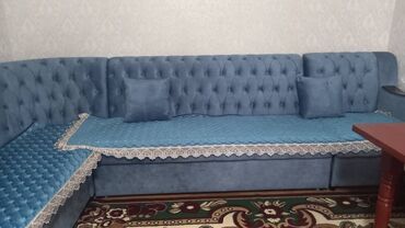 мебель на улицу: Бурчтук диван, түсү - Көк, Колдонулган