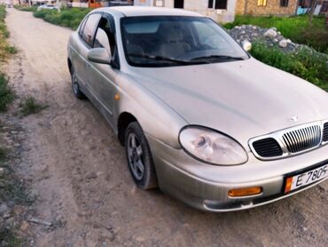 авто клей: Daewoo Leganza: 1998 г., 1.8 л, Механика, Бензин, Седан