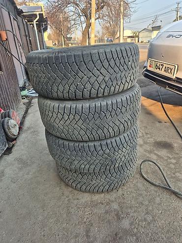 23550 r19: Шины 235 / 50 / R 19, Зима, Б/у, Комплект, Внедорожные (АТ/МТ), Maxxis — 5