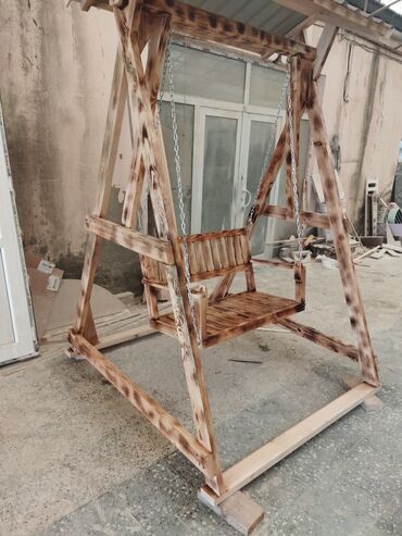 Yelləncəklər: Skamya-yelləncəl, Zontikli, Taxta — 4