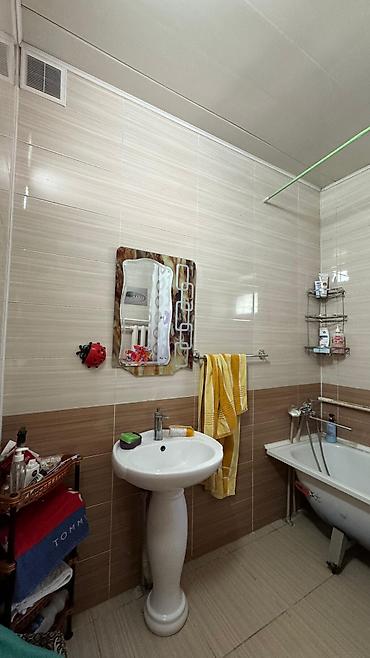 Продажа коттеджей и домов: 4 комнаты, 280 м², 4 соток, Бишкек, 110 квартал Агентство недвижимости — 17