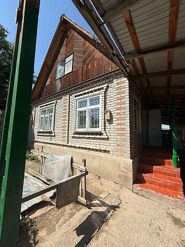 Продажа коттеджей и домов: Продаётся дом с приусадебным участком. Описание: - Кирпичный дом с — 11