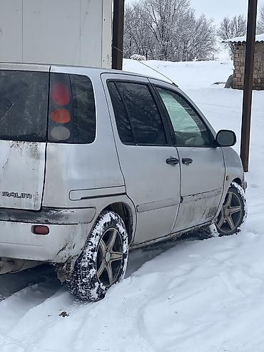 Toyota: Toyota Raum: 1998 г., 1.5 л, Автомат, Бензин, Хэтчбэк — 5