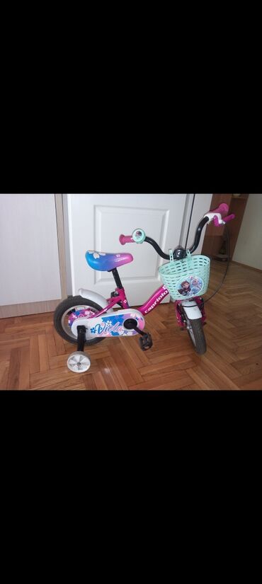 pink dzemper: Bicikl 12 za decu Stanje: Novo (koriscen 10 puta) Mesto preuzimanja