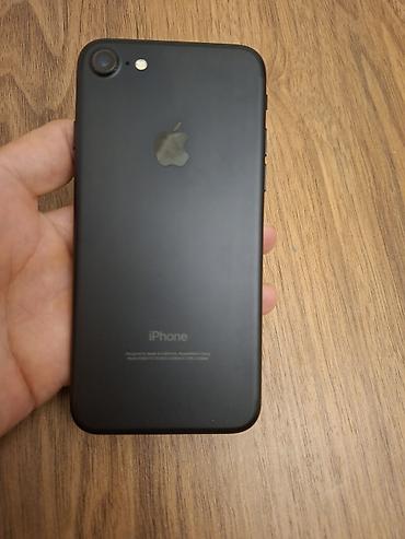 telefon 2 ci el iphone: IPhone 7, Qara, Barmaq izi — 3