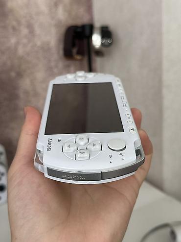 баа: Sony PSP 3000, в идеальном состоянии, с флешкой на 32гб с множество — 1