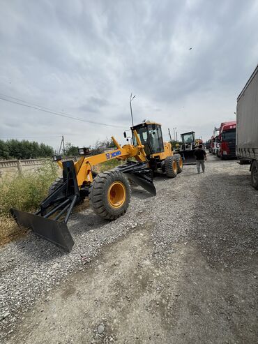 Коммерческий транспорт: Услуги авто грейдера Ош