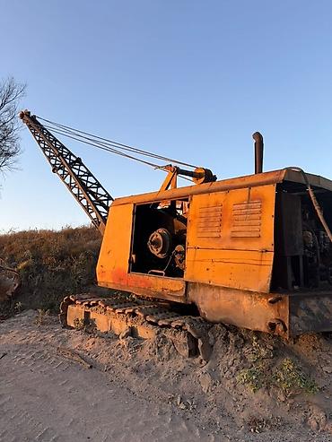 Экскаваторы: Экскаватор, Гусеничный — 6