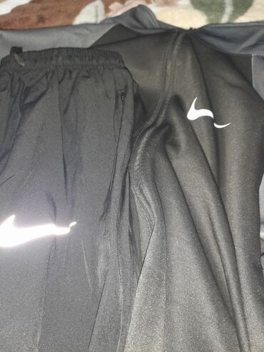 прокат одежда: Спортивный костюм M (EU 38), L (EU 40), 2XL (EU 44), цвет - Серый