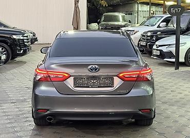 Toyota: Toyota Camry: 2023 г., 2.5 л, Вариатор, Гибрид, Седан — 5