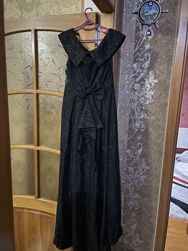 Платья: Вечернее платье, M (EU 38)