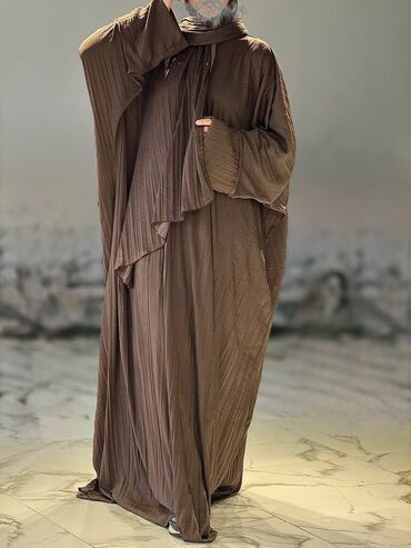 Повседневные платья: Абая с хиджабом из мягкой струящейся ткани с благородным сатиновым — 27