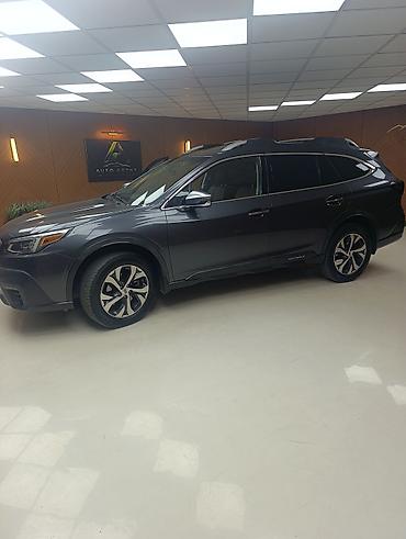 Subaru Outback: 2019 г.