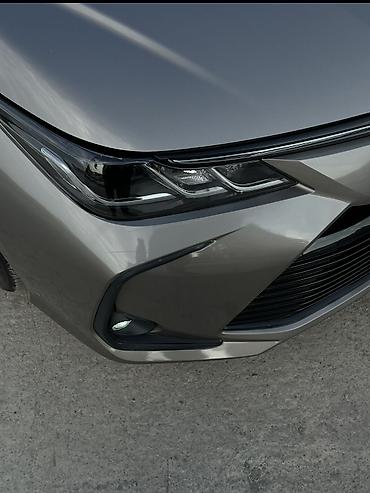 4 vd: Toyota Corolla: 2020 г., 1.8 л, Вариатор, Гибрид, Седан — 8