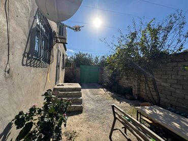 Həyət evləri və villaların satışı: Maştağa qəs. 3 otaqlı, 90 kv. m -da lalafo.az — 4 Həyət evləri və villaların satışı: Maştağa qəs. 3 otaqlı, 90 kv. m — 4