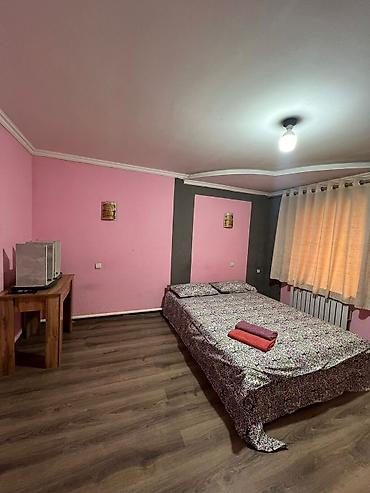 Посуточная аренда квартир: 1 комната, Душевая кабина, Постельное белье, Парковка — 22