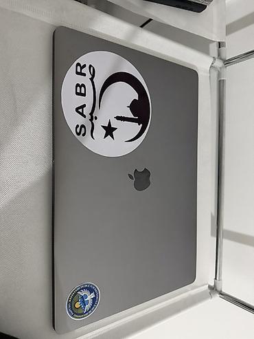Ноутбуки Apple (MacBook): MacBook Pro 15 2018 • Intel Core i7 2.2 GHz 6-ядерный • 16 GB RAM — 3