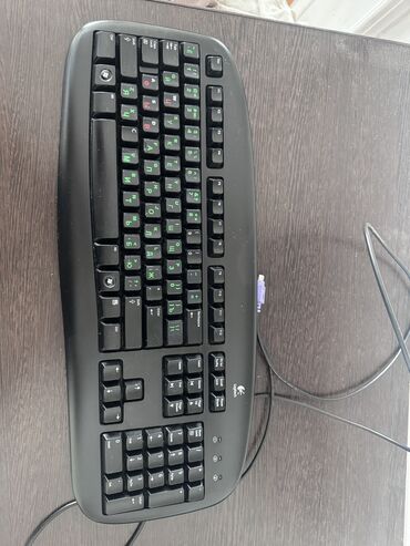 б у клавиатуры: Клавиатура 

Logitech

Ps/2

Хорошее состояние