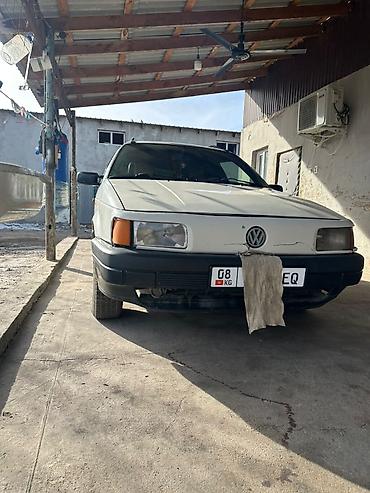 Volkswagen: Volkswagen Passat Variant: 1993 г., 1.8 л, Механика, Бензин, Универсал — 10
