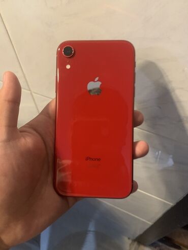 меховые чехлы: IPhone Xr, Б/у, 64 ГБ, Красный, Чехол, 77 %