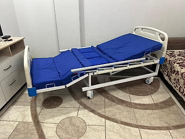 Медицинская мебель: Функциональная медицинская кровать с механической регулировкой - — 1