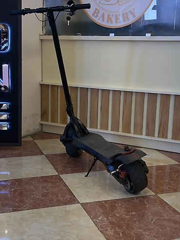 Elektrik skuter – şəhər üçün güclü və rahat model - Rəng: qara