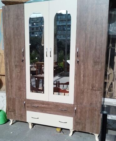 Dolablar: Açılan, 4 qapılı Düz dolab, Şifonyer — 9