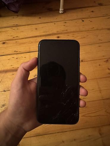 telefon korpus: Məhsul: İPHONE X S MAX (256)GB (arxa tərəfdə timsah naxışlı qara qab — 1