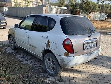 Toyota: Toyota Duet: 1999 г., 1 л, Автомат, Бензин, Хэтчбэк — 3