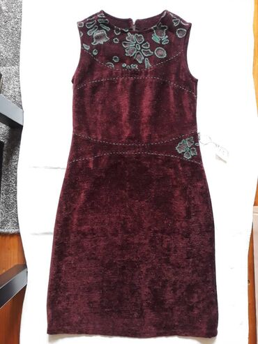 dior addict 1: S (EU 36), bоја - Bordo, Drugi stil, Drugi tip rukava