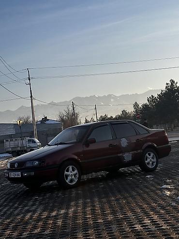 Volkswagen: Volkswagen Passat: 1994 г., 1.8 л, Механика, Газ, Седан — 7