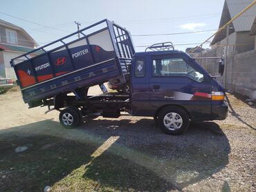 Hyundai: Hyundai Porter: 2001 г., 2.6 л, Механика, Дизель, Универсал