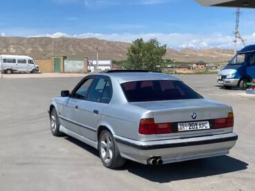 продаются степ: BMW 5 series: 1991 г., 2.5 л, Механика, Бензин